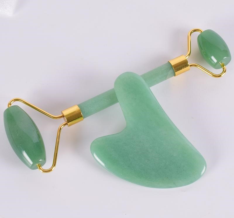 shine boutique, Rouleau de massage facial en jade, rouleau de massage en jade, rouleau quartz rose, rouleau jade rose, rouleau anti-cernes, rouleau massage anti-rides, accessoire beauté, soin de la peau