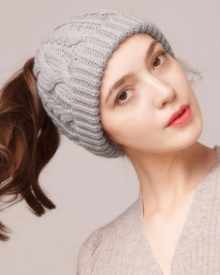 bonnet ponytail tricot gris