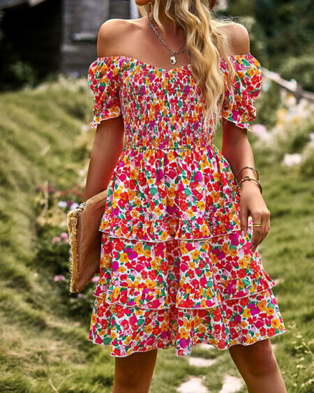 Robe Courte Fleurs Bohème Smockée