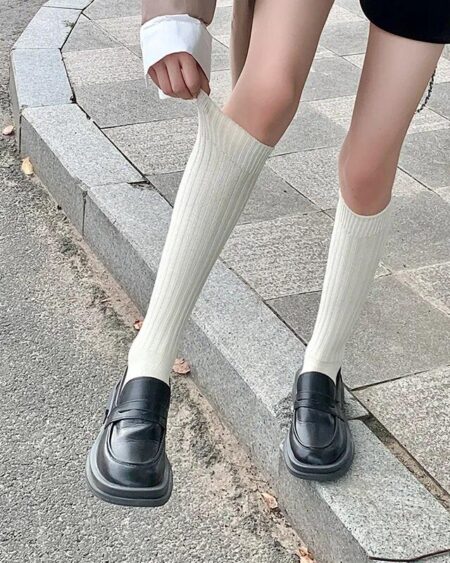 chaussettes hautes femme côtelées blanches