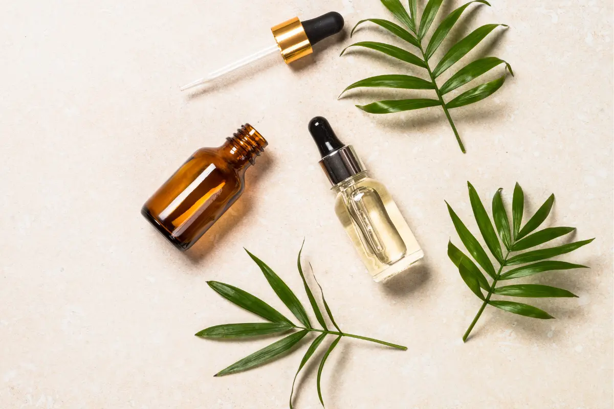 Bye Bye Rétinol ? Le Bakuchiol, la Nouvelle Star des Soins Anti-Âge Naturels