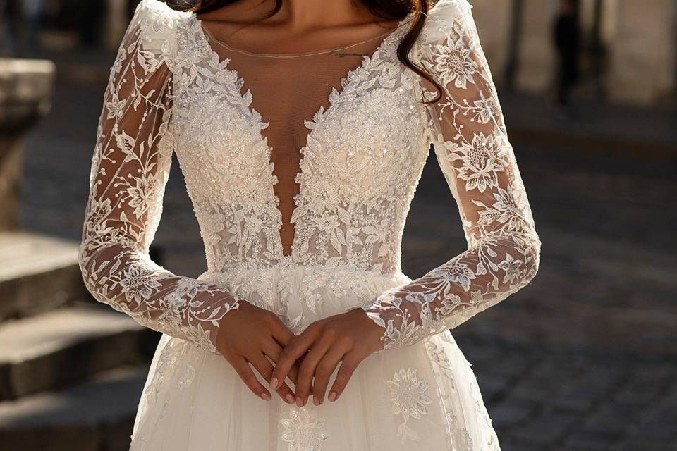 Quel bijou porter avec une robe blanche pour sublimer sa tenue ?