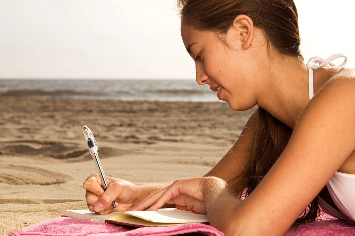 Cahier de Vacances pour Adultes : Le Nouvel Indispensable de l’Été