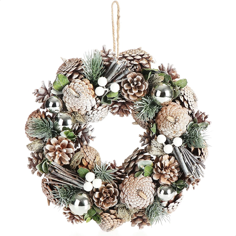 COM-FOUR® Couronne de Porte de Noël - Couronne de l'Avent avec Pommes de pin et Boules de Sapin de Noël - Couronne (Argent + Boules Blanches)